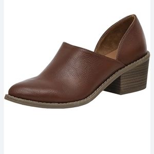 Cynthia Rowley Eddie Red Slip-On Booties Shoe 8.5 Cushionaire memory foam insole